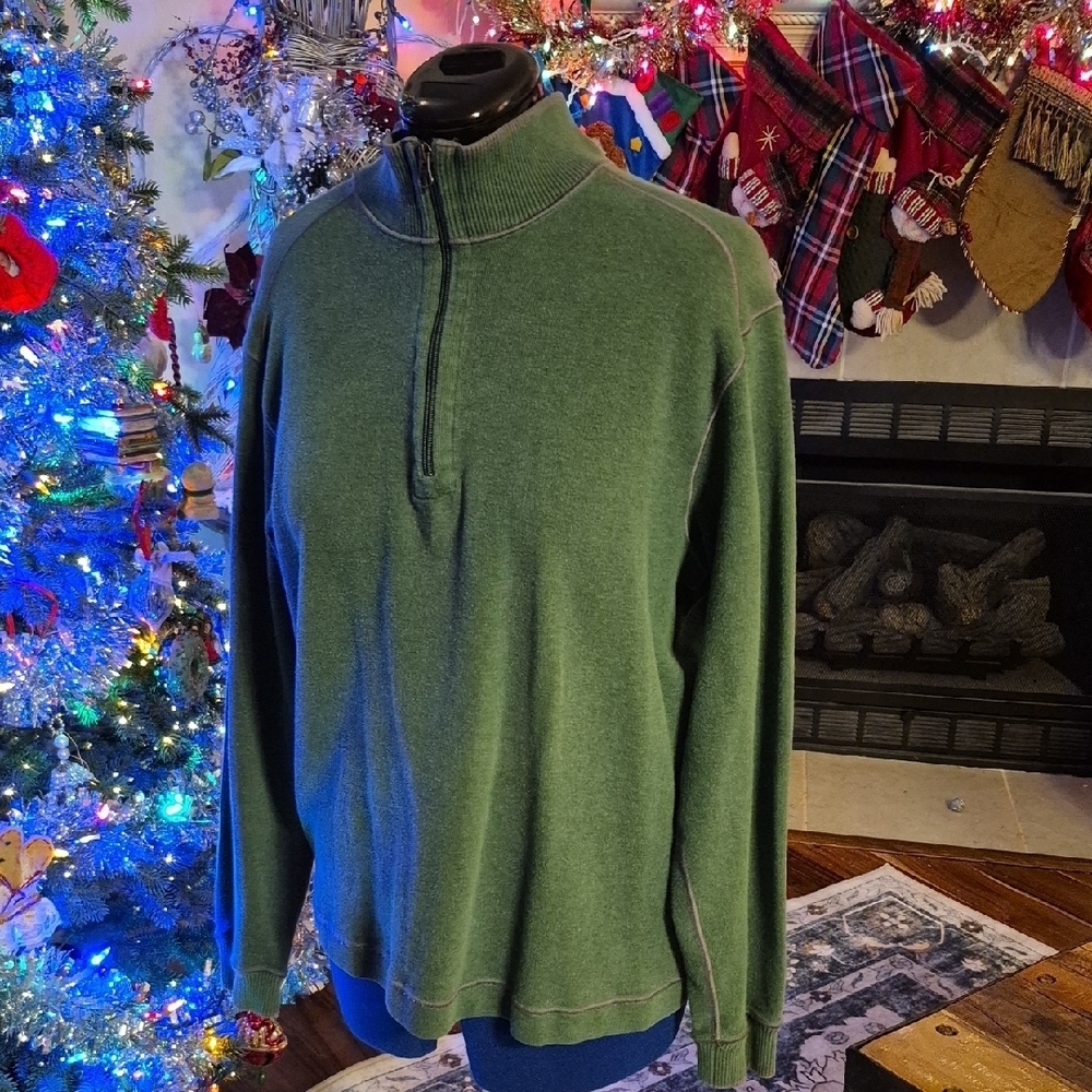 Cutter Buck Mens Sz. Large 1/4zip Mock Turtleneck. 22"×27".(#1576A)